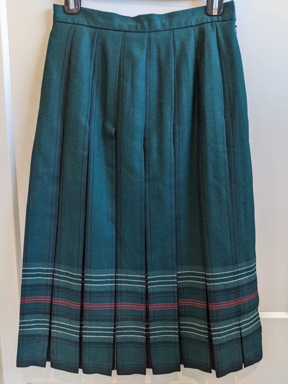 Edinburgh Pleated Midi Skirt Green Pure New Wool Lined Zip 12